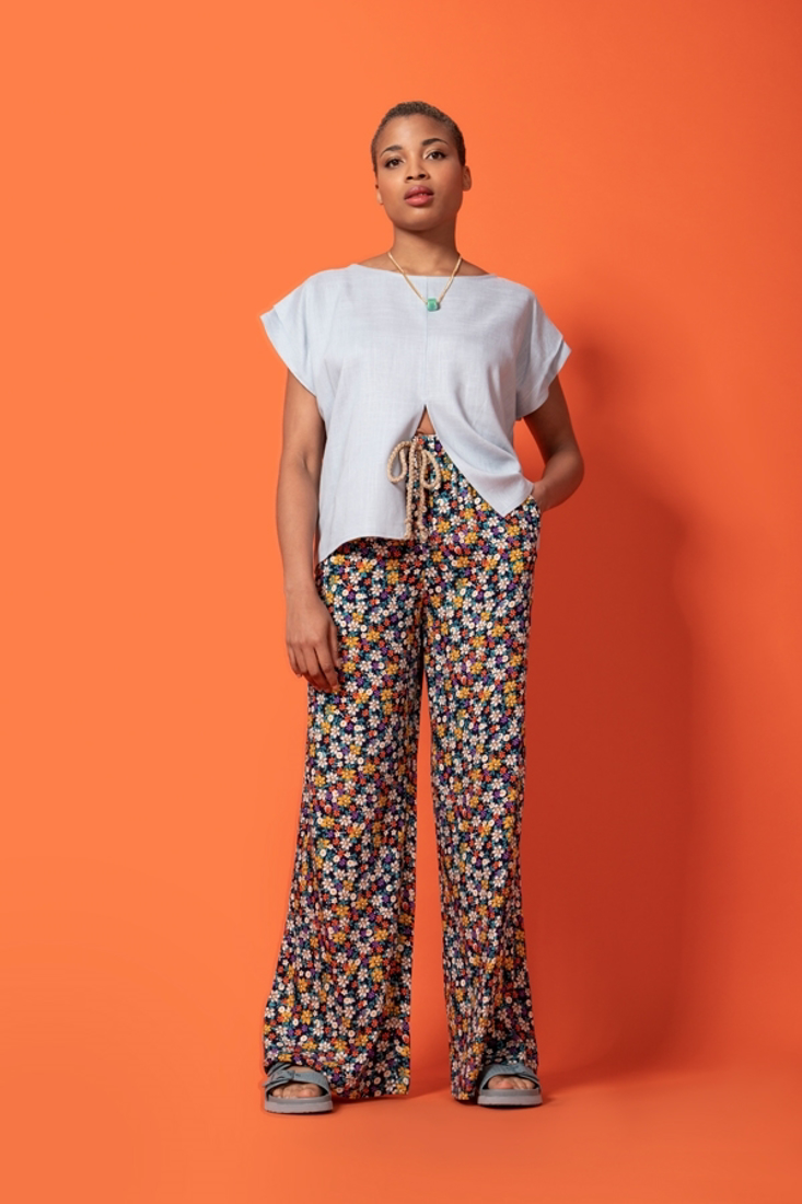 Picture of PRINTED WIDE LEG TROUSERS (2)
