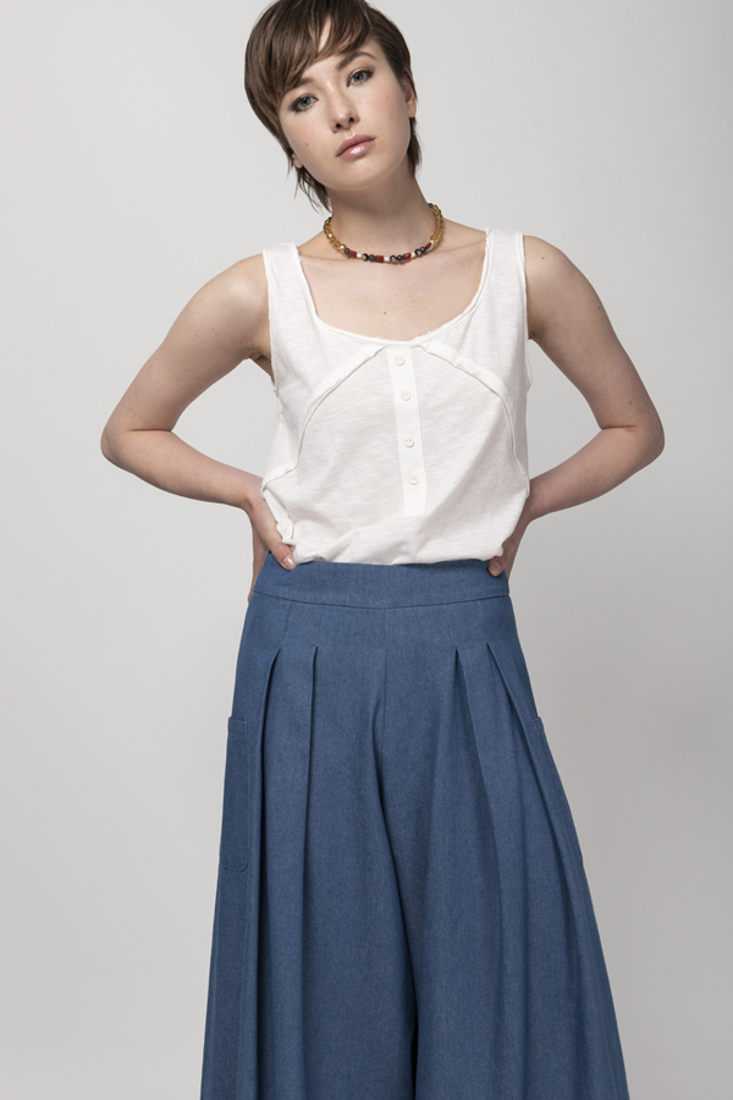 Picture of SLEEVELESS TOP