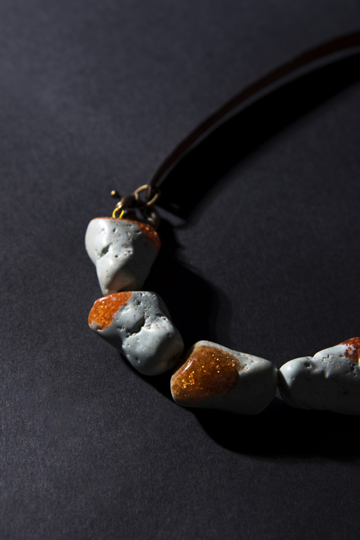 Picture of NECKLACE WITH LEATHER AND STONES