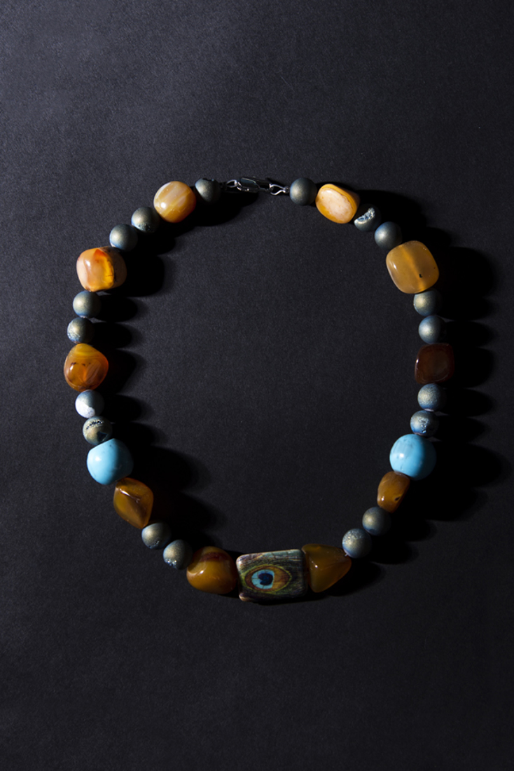 Picture of NECKLACE WITH AMBER AND CERAMIC STONES