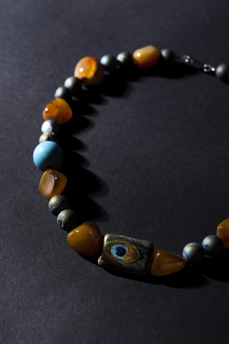 Picture of NECKLACE WITH AMBER AND CERAMIC STONES