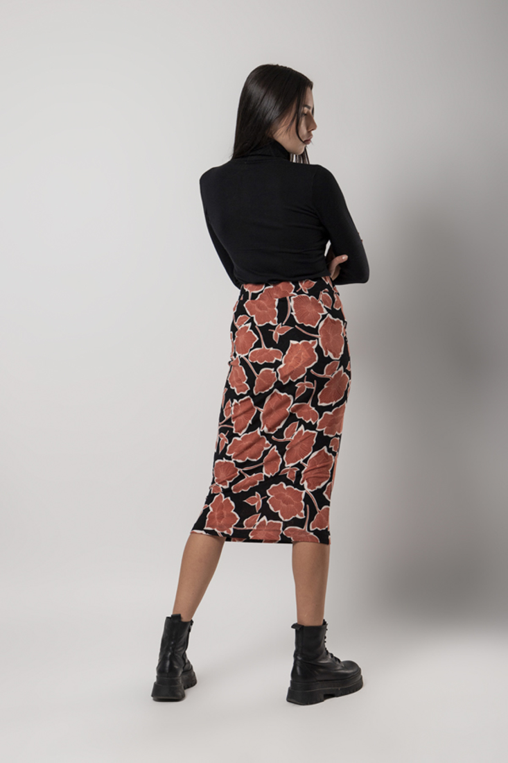 Picture of KNIT PRINTED MIDI PENCIL SKIRT