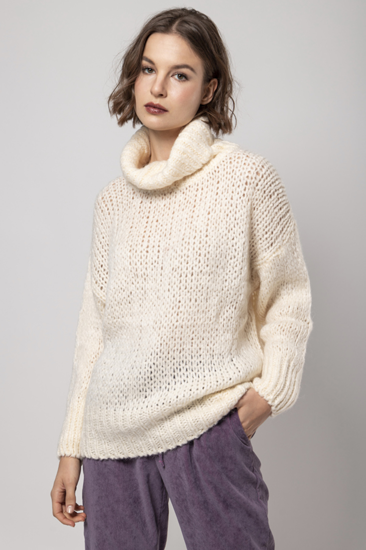 Picture of TURTLENECK SWEATER (2)