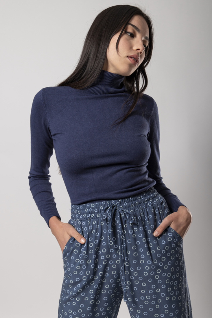 Picture of TURTLENECK KNIT BLOUSE (2)
