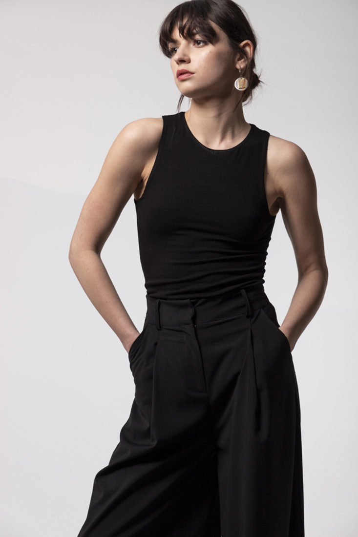 Picture of SLEEVELESS BASIC TOP
