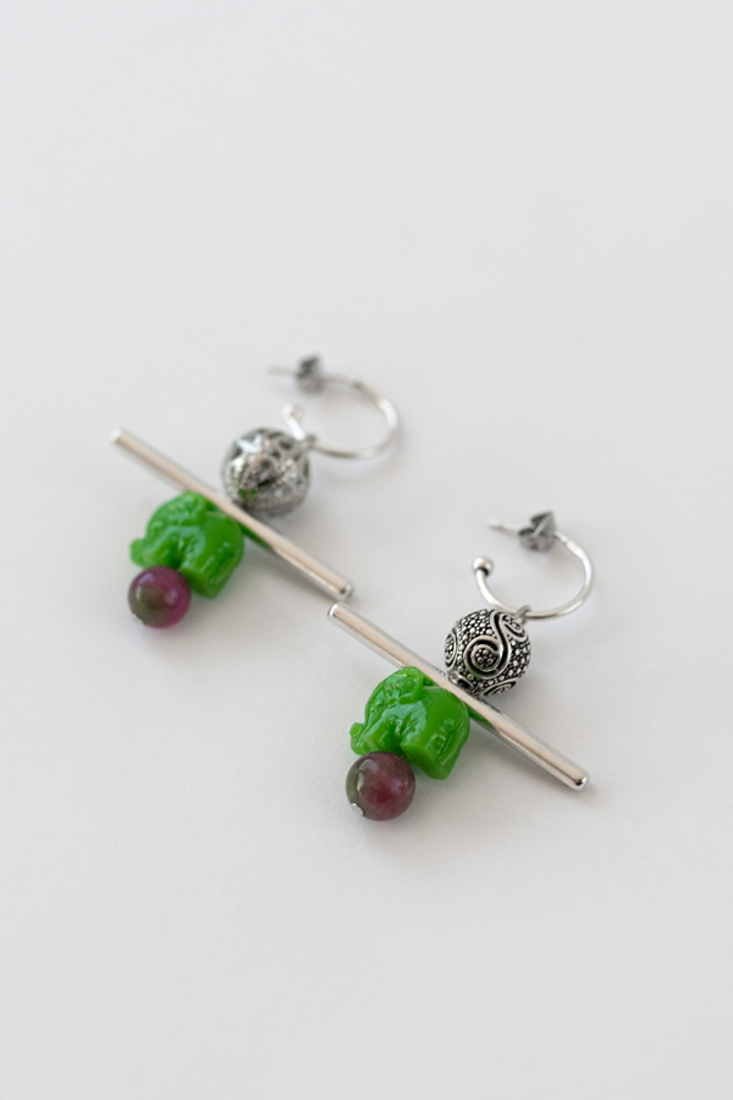 Picture of EARRINGS WITH ELEPHANT BEAD (2)