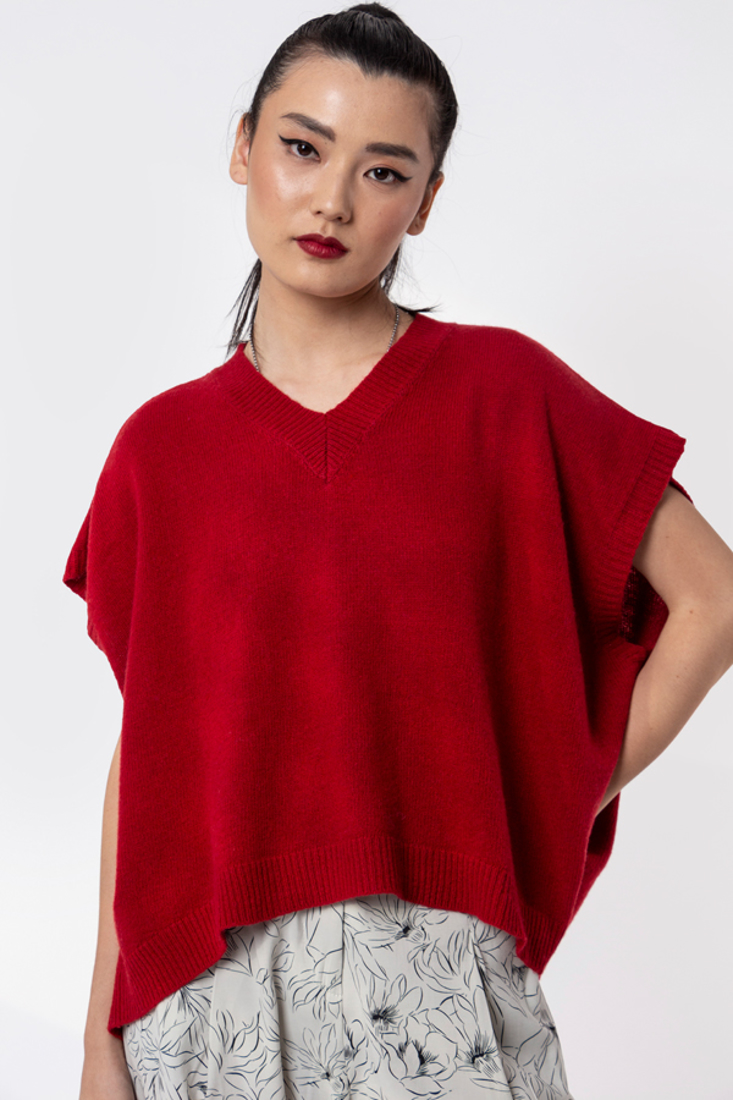 Picture of SLEEVELESS KNIT SWEATER